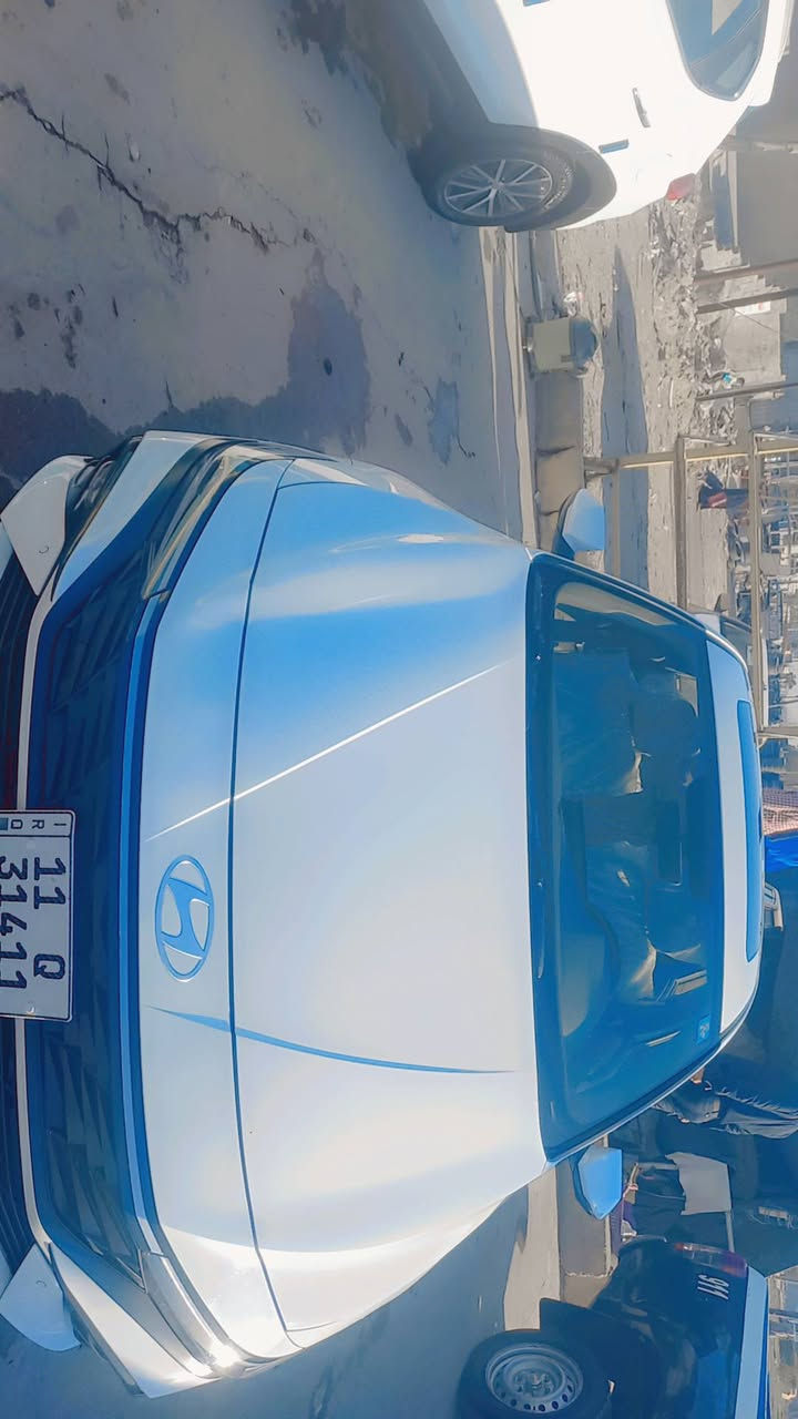 النترا.    2024    خليجي كوري.   مرقم  بغداد  السعر ١٨٨  ماكاني بغداد 
محرك 2000.    ماشية ٢٥ الف كيلو    

    

المواصفات فوووول      .  

شاشه ديجتال ٣ خلفيات لشاشه احمر ارزق سمائي

بصمه   

تشغيل عن بعد             تحكم ب جام عن بعد

جنطه ذكيه كهربائية            

فتحه سقف                   

محرك 2000.                              

حساس لايت 

حساس خلفي بلادي 

حساس أمامي بلادي 

حساس اعطال 

حساس اطارات 

حساس مطر وجليد 

حساسات وقوف

تبريد قطعتين

كاميرا خلفيه بلادي 

جي بي اس

نضام تشغيل الكاميرات 

شاشه  كبيره اصلي ابل كار بلي 

نضام ترحيب مري شفط

نضام مود درايف إيكو وسبورت و عادي وسمارت

تحكم ستيرن

5 ويل كب كروم حجم 17

لد امامي نهاري

 شباك نيكل

مانع انزلاق

مانع انحدار 

لايت عدسات زنون 

بك لايت لد

ايرباكات

جهاز موازنه ABS
***********
