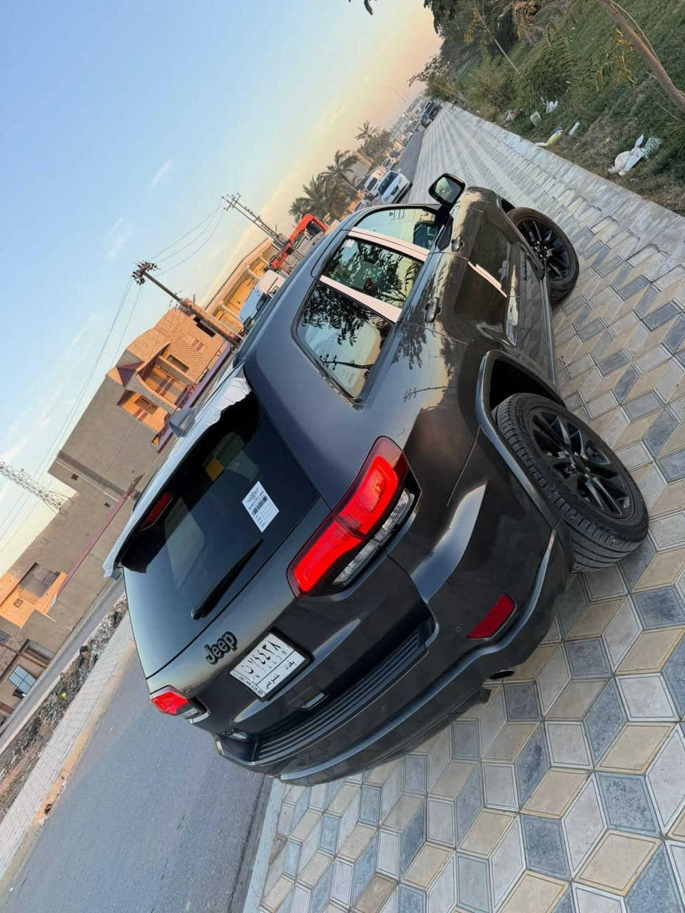 جيب18بلاك توب
حادثها جاملغ وبنيد
رقم بغداد
ماشيه96
السعر205وبيها مجال
***********
