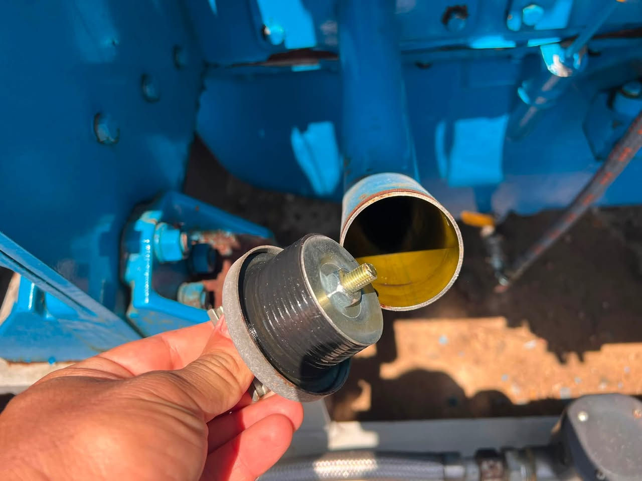 مولده بيركنز 4012 fg 
1500kv
وارد بريطاني
ساعات العمل :- 87 ساعه 
المولد بشرط الفحص والحمل 
يوجد كافة احجام وانواع المولدات 
العنوان اربيل الصناعه الشماليه 
للتواصل الاتصال عالرقمين / واتس اب 
***********
***********
