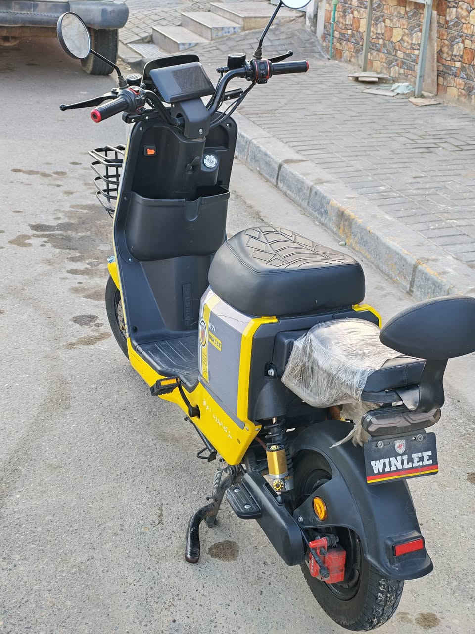 السلام وعليكم
دراجه R7 للبيع
مديل 2026
دراجه كلشي شغال بيه كهربائيات لايت عالي ناصي اشاير رباعيه كله شغاله بيه نضام R
السعر 550 وبيه مجال قليل
العنوان البصره القبله حي المهندسين
للأستفسار ***********
