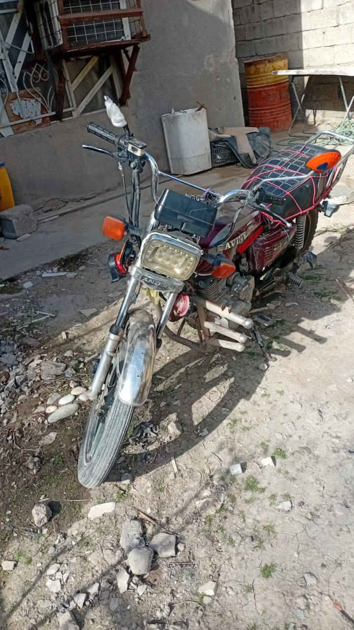 دراجة سيفون ١٩نضيفة سعرها خاص الشراي يتصل ***********
