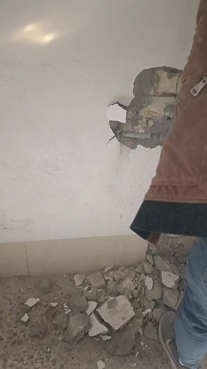 سلام عليكم كادر تفليش تصعيد ترميم بناء تصل وتدلل *********** والتزام بالموعد تصل بي واتساب فقط بغداد
