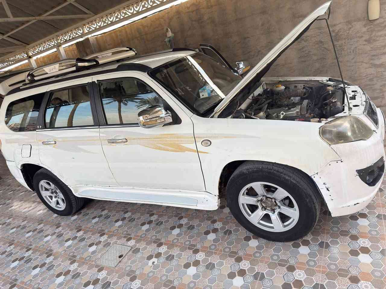 السياره محرك مالها 2400 تويوتا سبعه راكب ويل17 تدفئه تبريد على وضع الشركه زنون تخم تاير سياره سعرها 65 ورقه وبيها مجال للطيبين مكان السياره حصيبه الشرقيه رقم تليفون ***********
