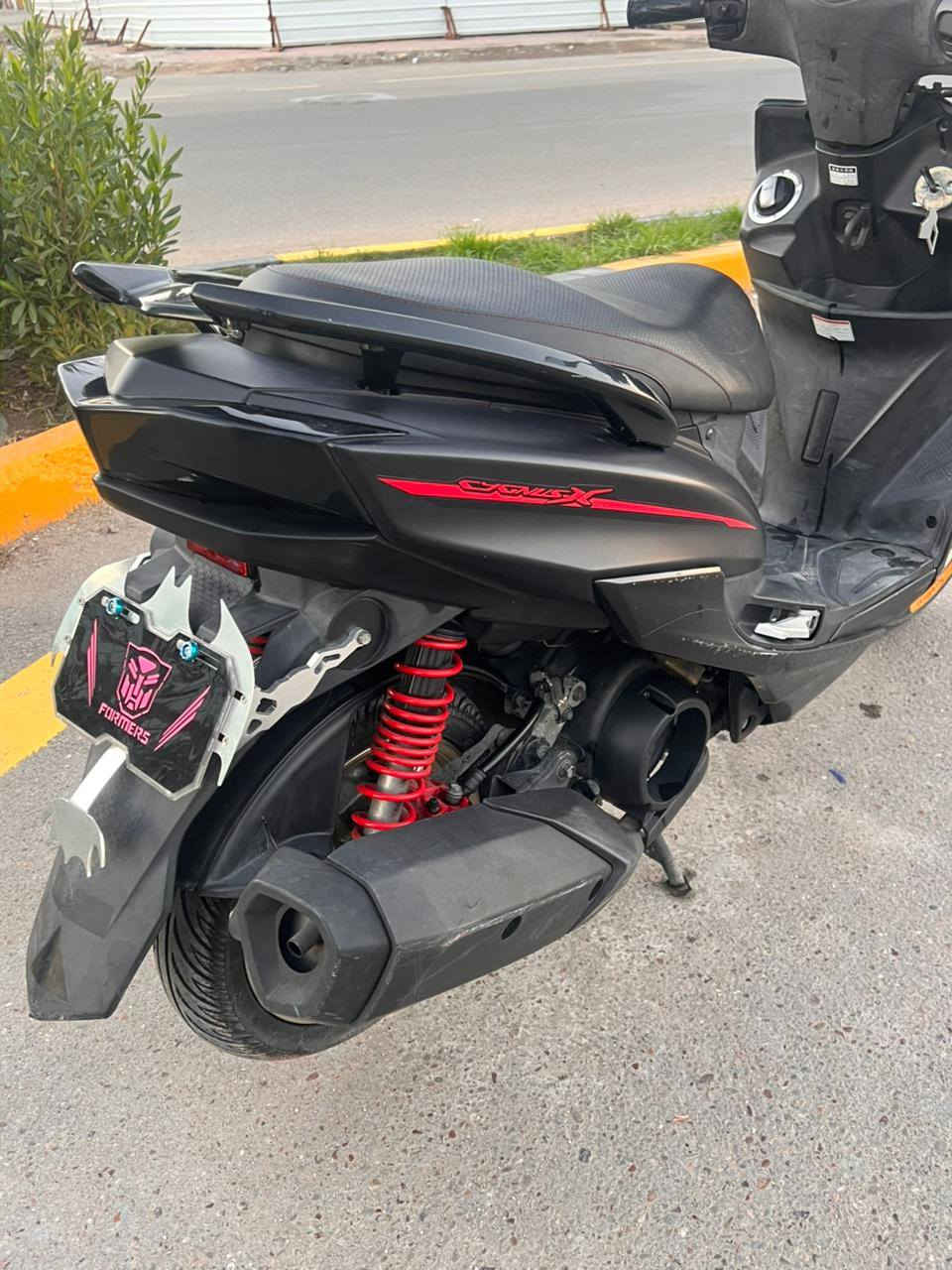 السلام عليكم للبيع
دراجه سكنس شمعه ياباني موديل 19 رمبه 
رايدها ب 15 بس الشراي يتصل خاص مقفول 
فقط اتصال عل رقم *********** بي واتساب 
بغداد حي الامانه
