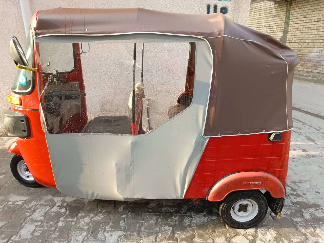 سلام عليكم تكتك للبيع موديل 2018 شهر 11 مرقم بسمي تحويل ثاني يوم كاملة ما بيهة نقص اكفلها لا تنقيص و لا تبخير سعر 5400 بيها مجال
مكاني الحرية 
***********
