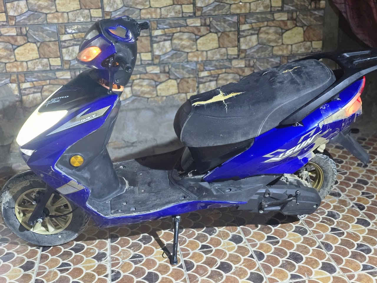 دراجه سلف هندر شغاله مكينه ناعمه كلش دشبول  اشاير رباعي  لايت كيجات كله شغال سعر 200 مكاني شطره دراجه توصلك وجيبك


**إذا كنت صاحب هذا الإعلان وتريد حذفه لأي سبب، رجاءا أرسل رسالة إلى الدعم الفني**