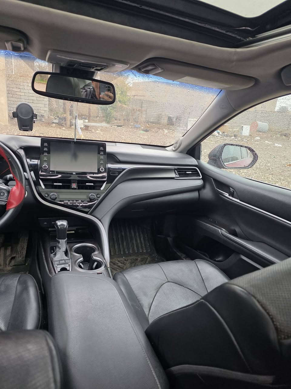 السلام عليكم كامري للبيعxse موديل 22
ضرر قطعه وحده بجنطه وبيهه بارد سياره فول مواصفات بصمه 
بانوراما كشانه تدفئه تبريد 5 كامرات 360 درجه داتشوب وبعد بيهه مواصفات جثيره السعر 200 ورقه وبيهه مجال قليل ويرهم مراوس بكامري اقل منهه وأخذ فرق هاتف/***********
