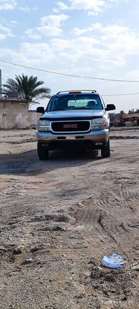 بدون رقم • ٢٠٠٥ • محرك ٨١٠٠