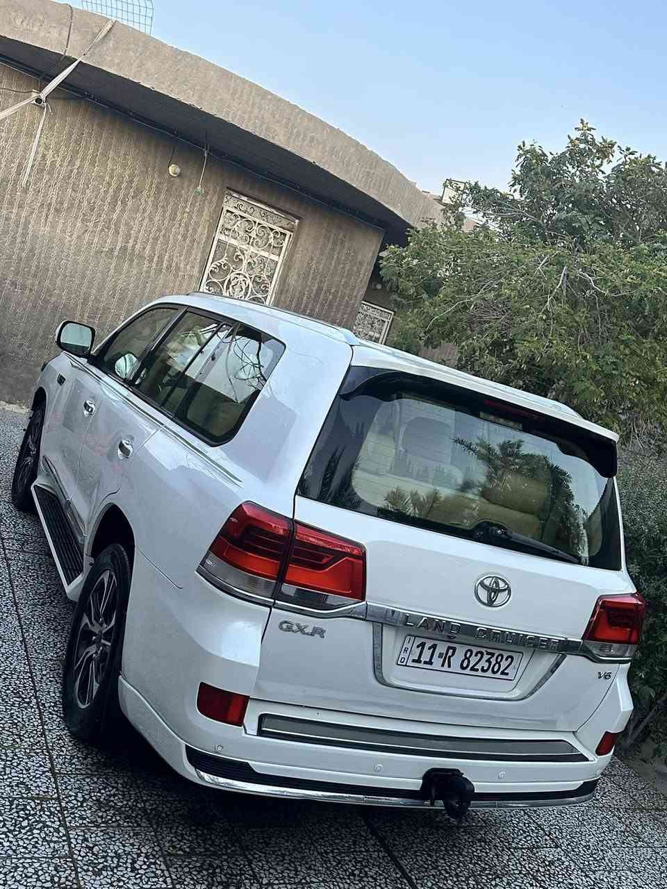 لاندكروز جكسارا ٢٠١٥ محدثه ٢٠٢١
رقم بغداد انكليزي مميز وباسمي شخصياً 

قطع التحديث مصبوغات توحيد لون 

بيهه طخه جاملغ امامي ايمن فقط 

قماره مكفولة بدون قطرة صبغ 

جاملغات خلفية مكفولة بدون صبغ تكم بدون صبغ 

مكينة ٦ سلندر مكفولة بدون فتح 

تخم تاير وحدادية جدد وماناقصة شي متخسر عليهه دينار سياره حلوة واحله من الصور مكانهه النجف الكوفه 

سعرهه ٣٣٠ بدون كسران كلشي اكو بالسوك السياره اصل ١٥ موديلهه عالي مو موديل ٢٠٠٨ والله يرزق الجميع 

***********

*********** 

واتساب بيهن وخاص موجود
