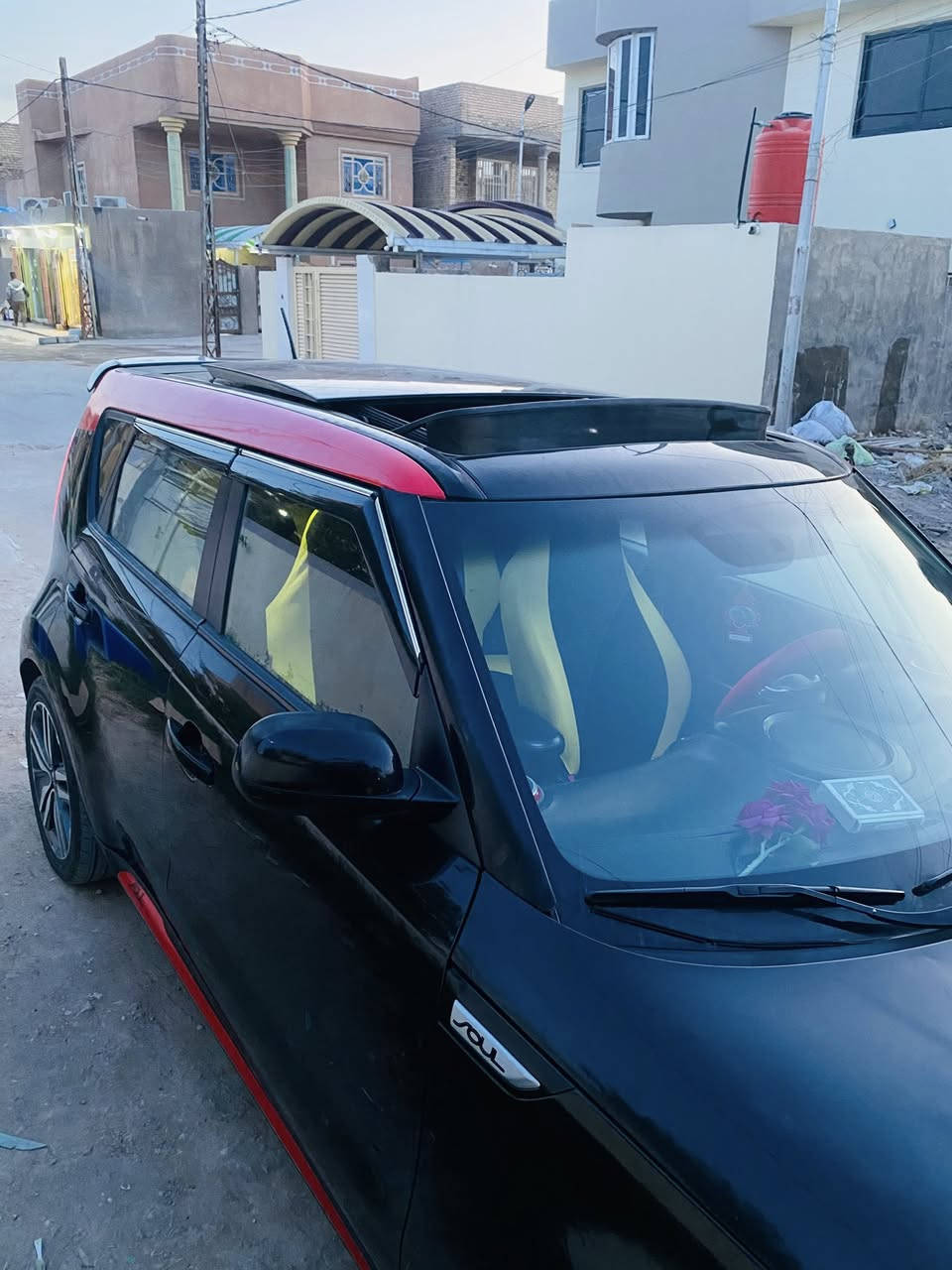 السلام عليكم
كيا صول موديل 15 فئه Plus  اعلى فئه فول مواصفات  
مكينه 2000 / كير AT
- بنوراما
-شاشه دجيتال اصل 
-كامره خلفيه 
- تحكم ستيرن 
- مودات قياده 
- لدات اماميه خلفيه 
-داخل اناره محيطيه متغير مع الصوت 
- السياره ماشيه 102 فقط 
التفصيل والسونار داخل المنشور 
السياره ليبل واحد فقط بارد بيها بدون تبديل اي قطعه او صبغ 
مرقم بابل دولي بأسمي شرط التحويل
مكان السياره بابل 
للاستفسار/ خاص او الاتصال ***********
