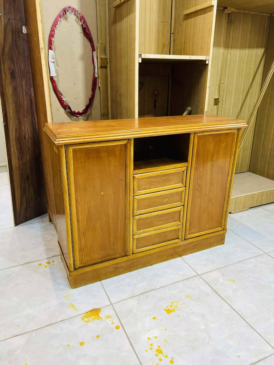 غرفه تفصال داخل وخارج صاج.
سعر مليون و100 بيه مجال
مع شد ونقل مجاني داخل بغداد محافضات بكروه


**إذا كنت صاحب هذا الإعلان وتريد حذفه لأي سبب، رجاءا أرسل رسالة إلى الدعم الفني**