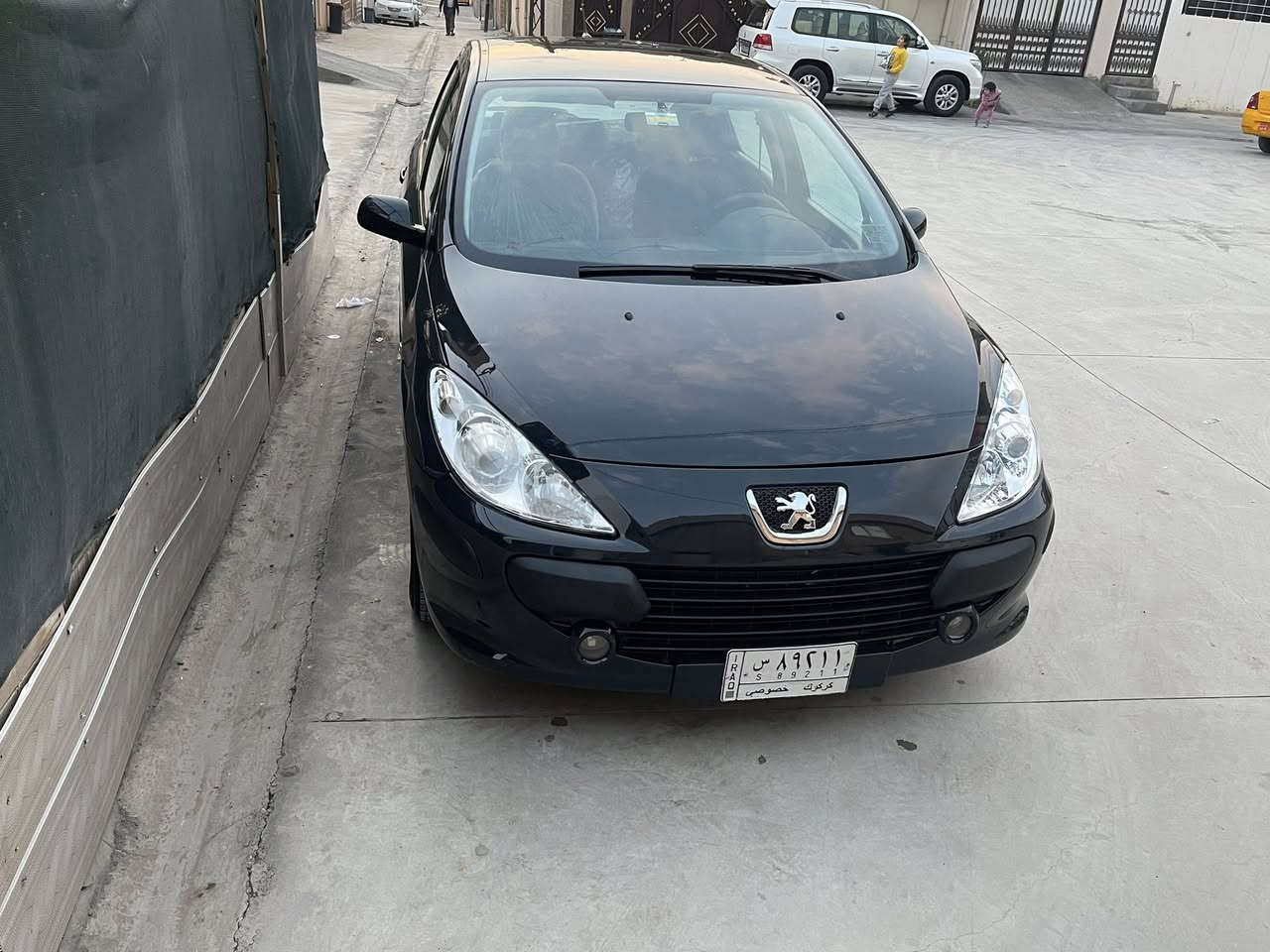 بيجؤ ٢٠٠٦ بدون صبغ صبغ بلادي بس بي شوية بارد رقم كركوك مشروع وطني سنوي جديد دفتر بانزين گير محرك تبريد ثلج كلة جديد تاخم صدر جديد شاشة ايباد شرط تحويل سيارة مابي برغي نقص 

سعر ٦٤ 

***********

***********
