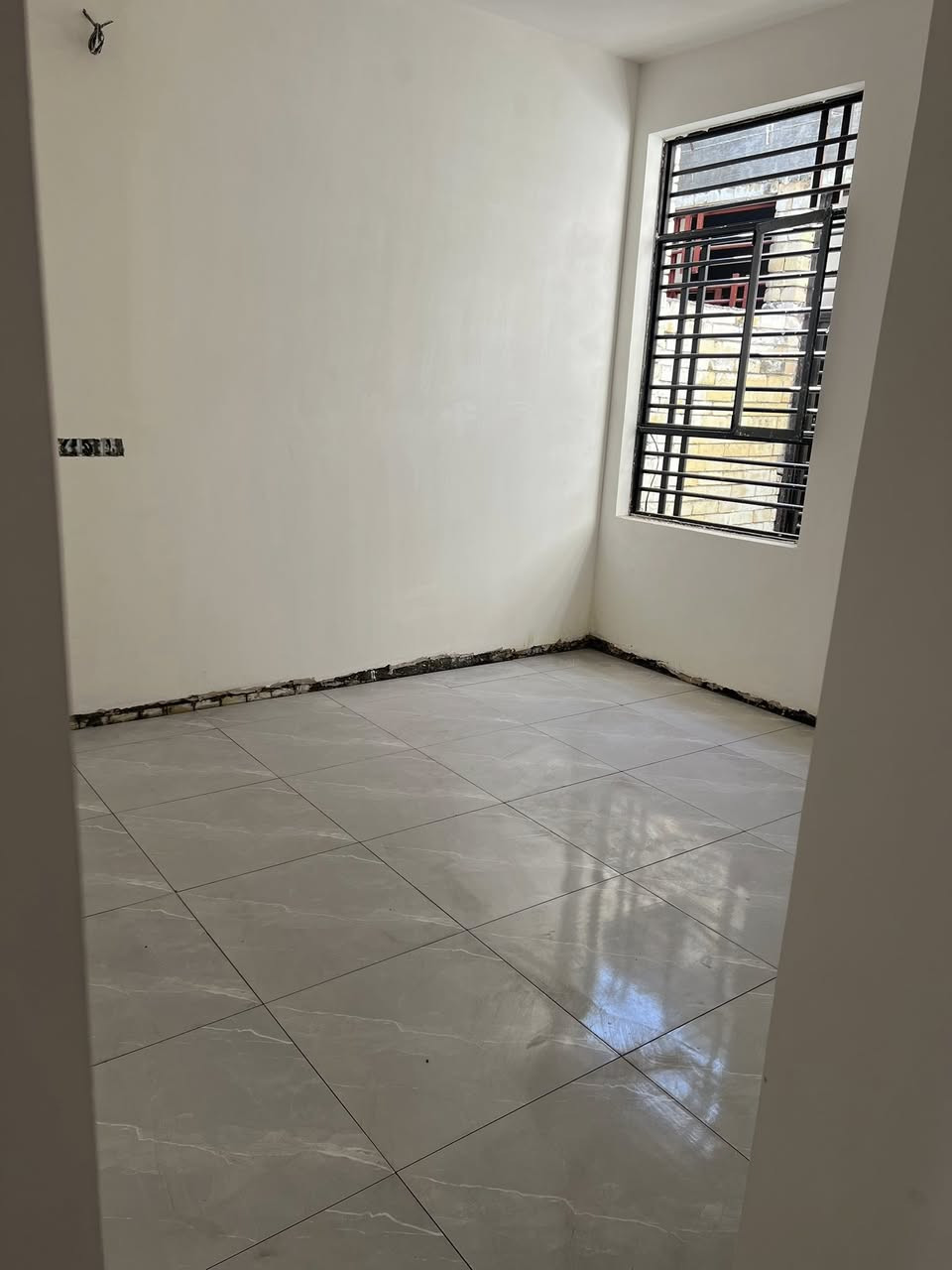 بيت للإيجار كربلاء حي القدس جديد طابق واحد مساحه 120 متر ***********  أجار 500
