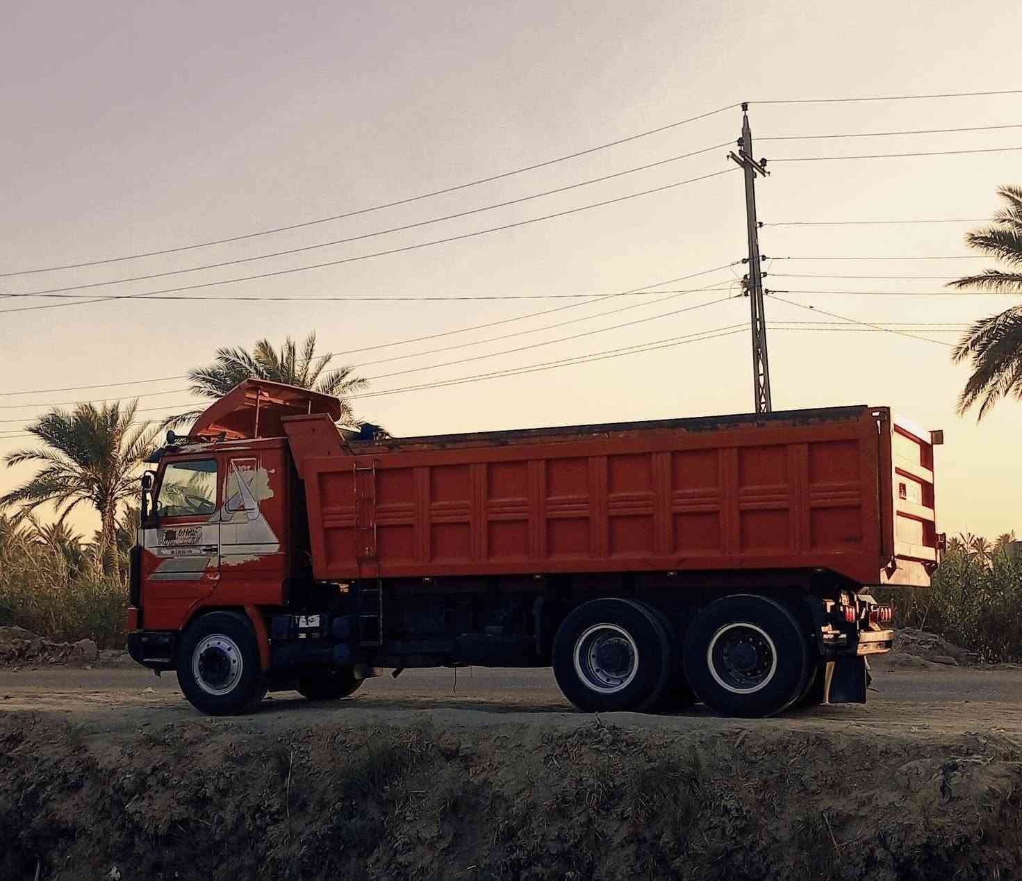 السلام عليكم اسكانيه للبيع بطه مديل 95سياره جديده ومكفوله من كلشي مكينه جديده143 وجاهزه مجموعه ام الااسد حديثه  سياره جاهزه شغاله على بغداد ترهم مراوس سنكل سياره صالون حسب القناعه مكاني بابل مامتواجد على الفيس التصال ***********
