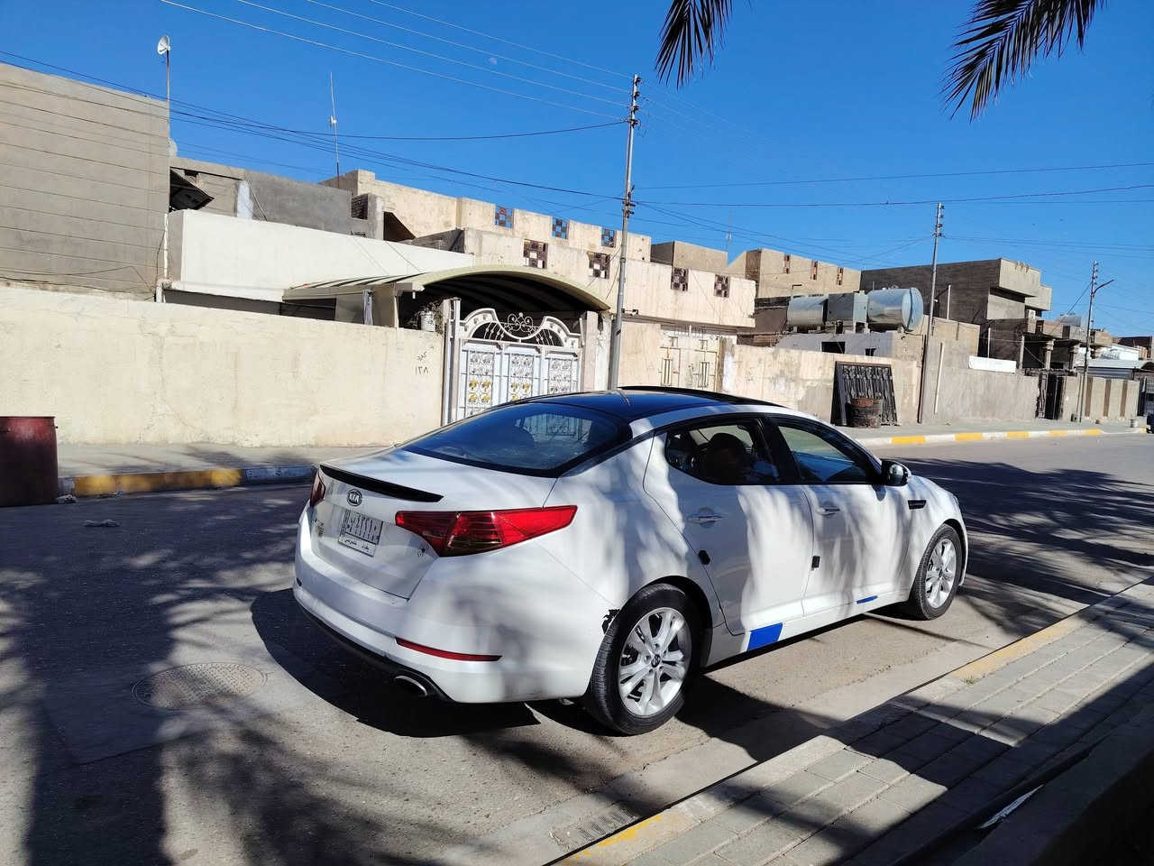 سلام عليكم للبيع او مراوس حسب لقناعه
((اعتذر لبيع بل قسط ولوعده)) أوبتما 2011خليجي فووول مواصفات بنراما كشن جلد كهرباء خزن ميموري مري شفط فوول سياره ومواصفات لفول معروفه 
((صبغ بيه بل باب من فوك شويه وهلال جاملغ خلفي فقط)) دواخل شركه
كير محرك صدر تبريد تخم تاير جدد بدون نقص سعر 117مكانه لانبار رمادي رجائن لمو شراي لا يتصل تفاصيل كامله ذاكر


**إذا كنت صاحب هذا الإعلان وتريد حذفه لأي سبب، رجاءا أرسل رسالة إلى الدعم الفني**