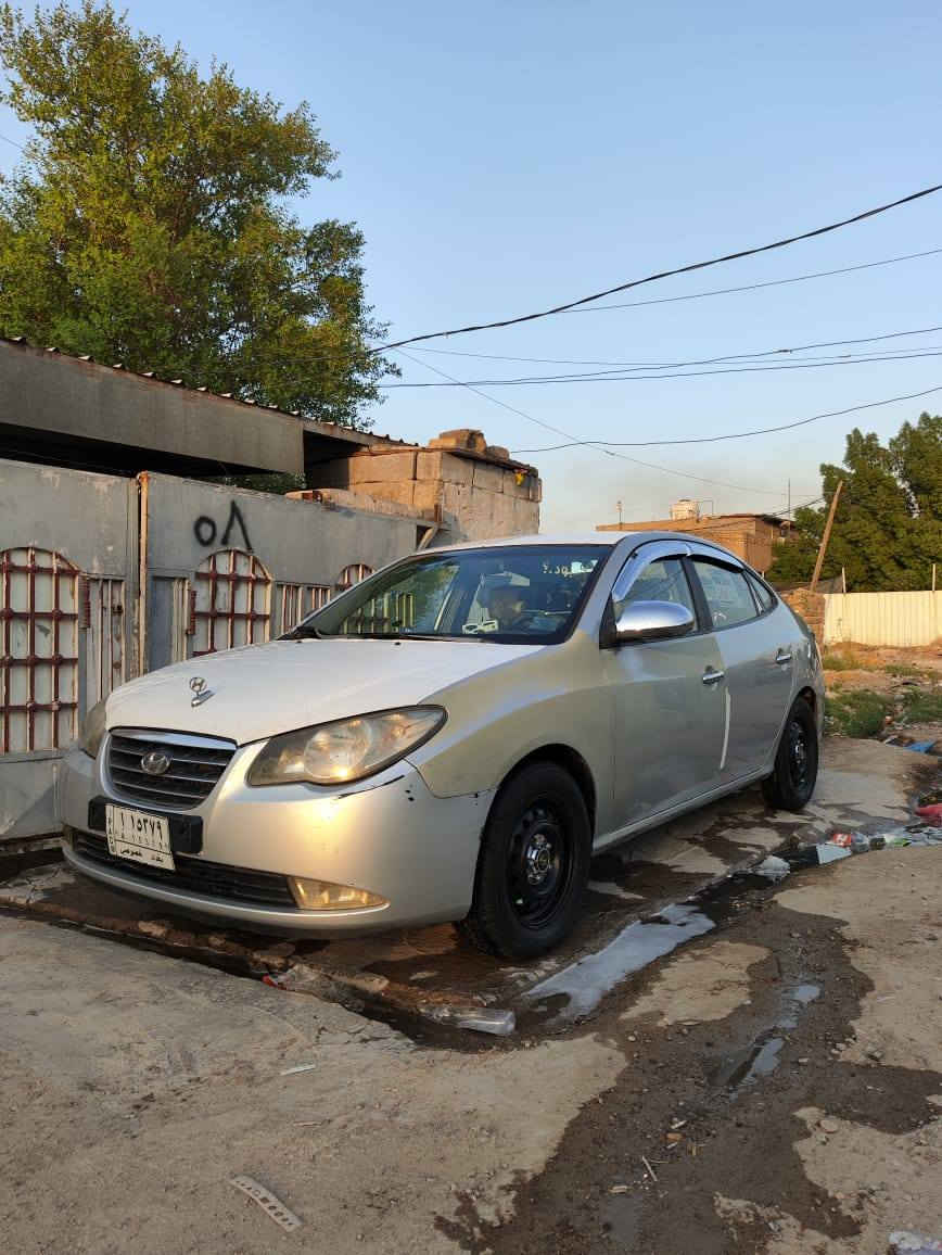 سلام عليكم الانتره مقدس 2008 سياره ضربتها جاملغ مكينه كير تبريد خير من الله تخم تاير جديد صدر امامي جديد  سياره جراد قليل ب جاملغ مثل ما بين ب صوره وبنيد كلش قليل وارد خليجي 92وبيها مجال مكاني شهداء سيديه بغداد رقم ***********
