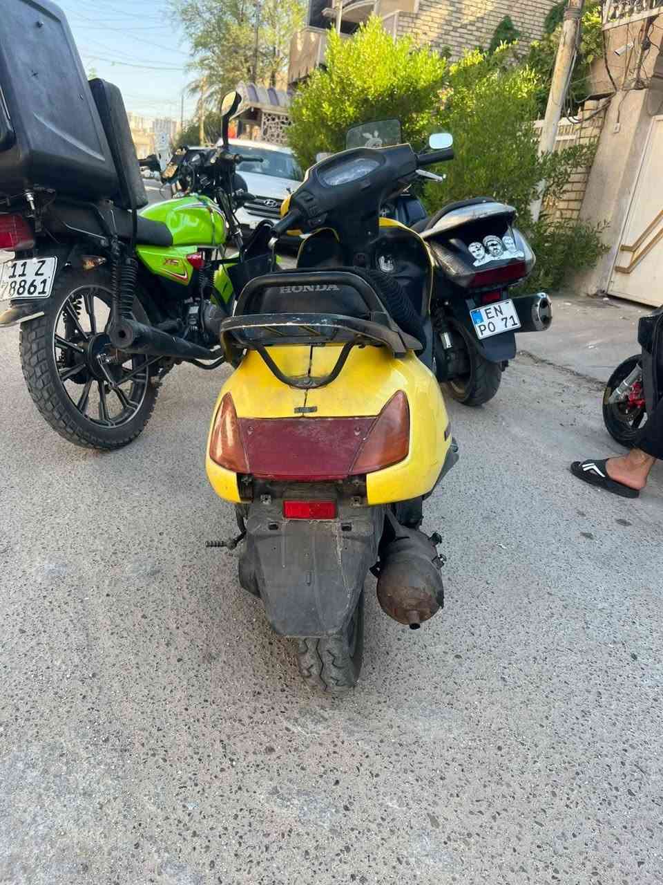 السلام عليكم 
دراجه سبيسي البيع 
دراجه كلشي بيه شغال نكره سلف مابيه نقص 
مكان دراجه بغداد حي جهاد 
سعر 350 وبيه مجال 
***********
