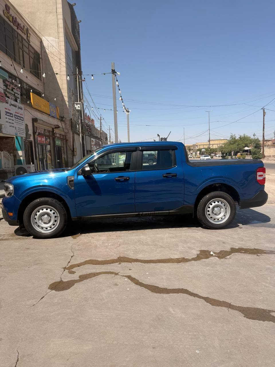 السلام عليكم فورد مافرك موديل 2024 سياره حلوه مابيه أي نقص سياره بسمي سعره 185 بيه مجال رقم ***********
