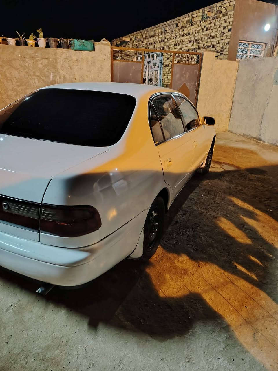 السلام عليكم
كرونه للبيع مديل ٩٣ مكينه جديده كير جديد حدادية ٥٠٪ مصبوغه جماليه مكفوله من ضربه تبريد شغال المكان كوفه عباسيه السعر. ٥٣.وبيه مجال قليل 
رقم الموبايل. ***********
