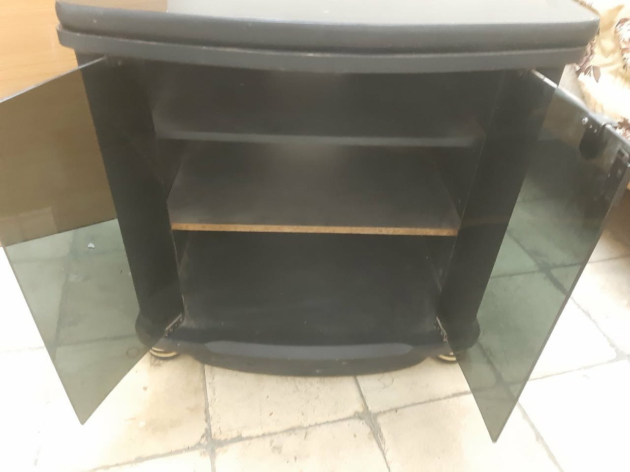 كوميدي صغير  سطحه دوار وبواب زجاج ٢٥


**إذا كنت صاحب هذا الإعلان وتريد حذفه لأي سبب، رجاءا أرسل رسالة إلى الدعم الفني**