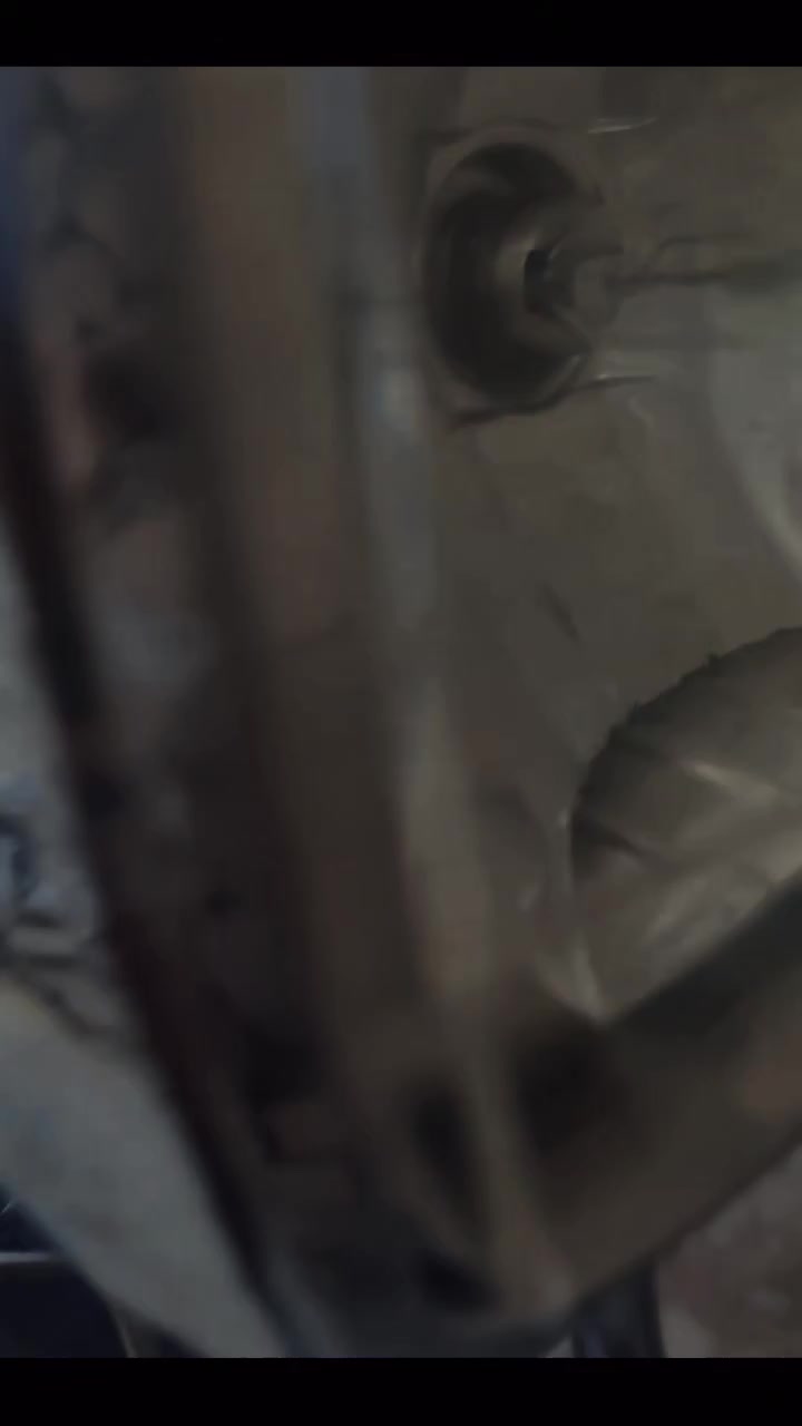 السلام عليكم دراجه رأشه البيع موديل 2021 شيل ربع اروق اصولي مفتوح مره واحده دراجه معمره كله غراض نامه بلد كهربائيات كله شغاله العنوان الديوانية مركز السعر خاص رقم الهاتف ***********
