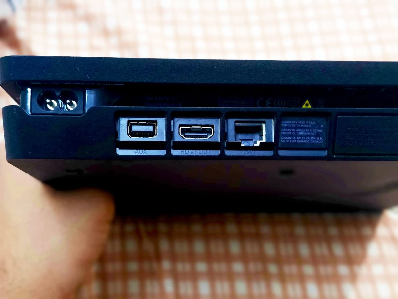 Ps4 مهكررررر
نص تيرا 
نظام ١٢.٥٢
ملحقاته الاصليه
للبيع او المراوس 
مكاني بغداد الكرخ


**إذا كنت صاحب هذا الإعلان وتريد حذفه لأي سبب، رجاءا أرسل رسالة إلى الدعم الفني**