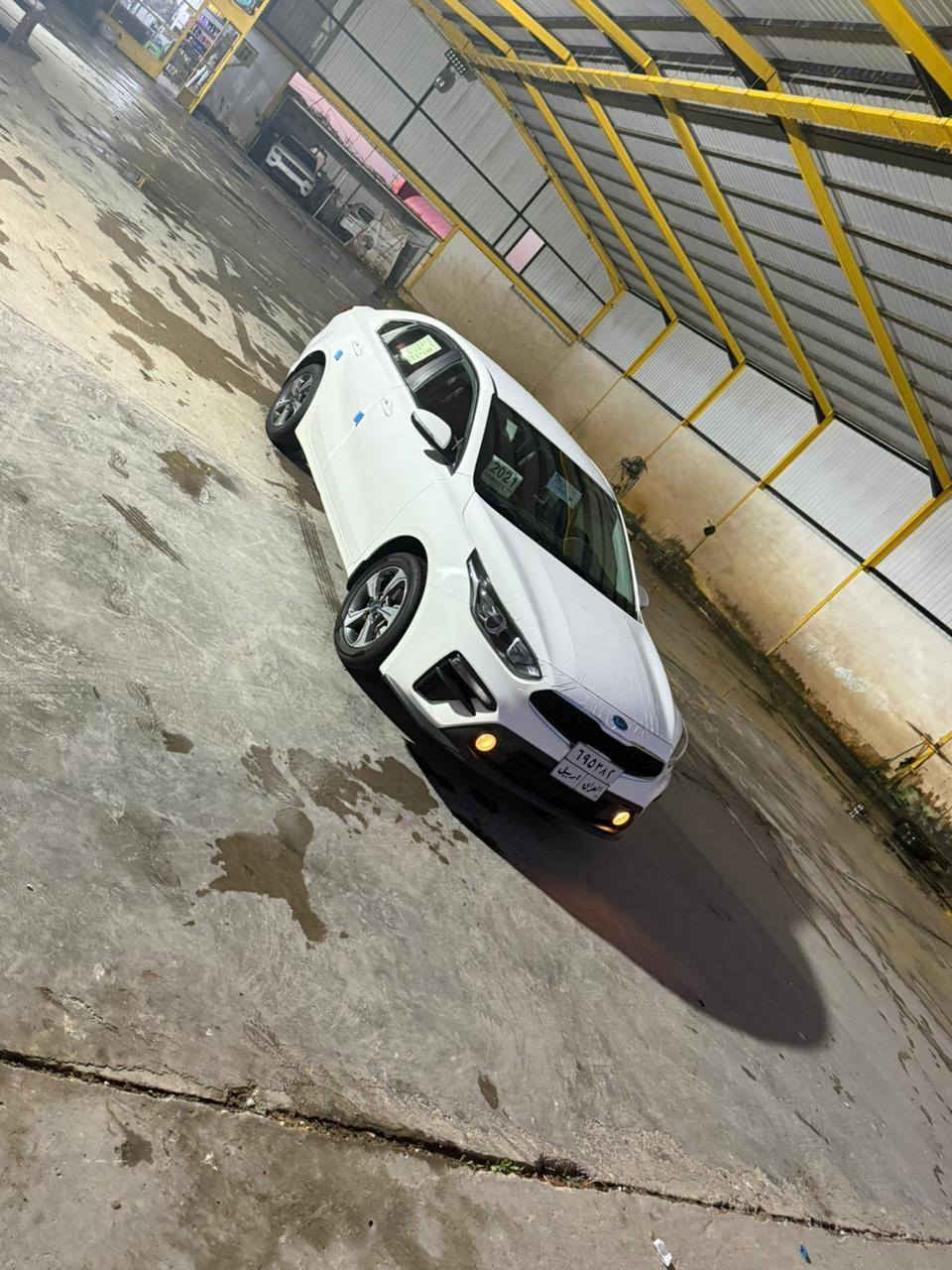 تحية طيبة  للبيع كية سيراتو موديل 2021/ خليجي محرك 1600/ سيارة كفاله عامه تحويل وكالة تدلل السعر 162 مكانه قضاء الصويرة اتصل/ ***********
