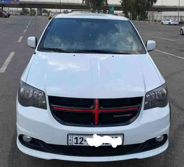 دوج كرفان موديل 2018 رقم نينوى هزةجديدة  وسنوية لغاية 2030 كير ومحرك شرط قبل شهر مبدل أبواب ميكانيك جامات 6 كهرب تبريد مركزي 3 قطع كشنات بلع شاشة أصلية قلاب داخل أسود كهربائيات كلها شغالة 
حادث جاملغ خلفي صبغ جهت النفر مع داير الخلفي جهت السايق والباقي مكفول
السعر 155$ ومجال 
***********
***********
