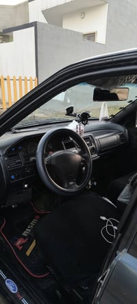 فورد سكورت  مكينه نفخ فقط كير شرط  عينه وكلج جدد  طخم نضيف  شرط تحويل ...