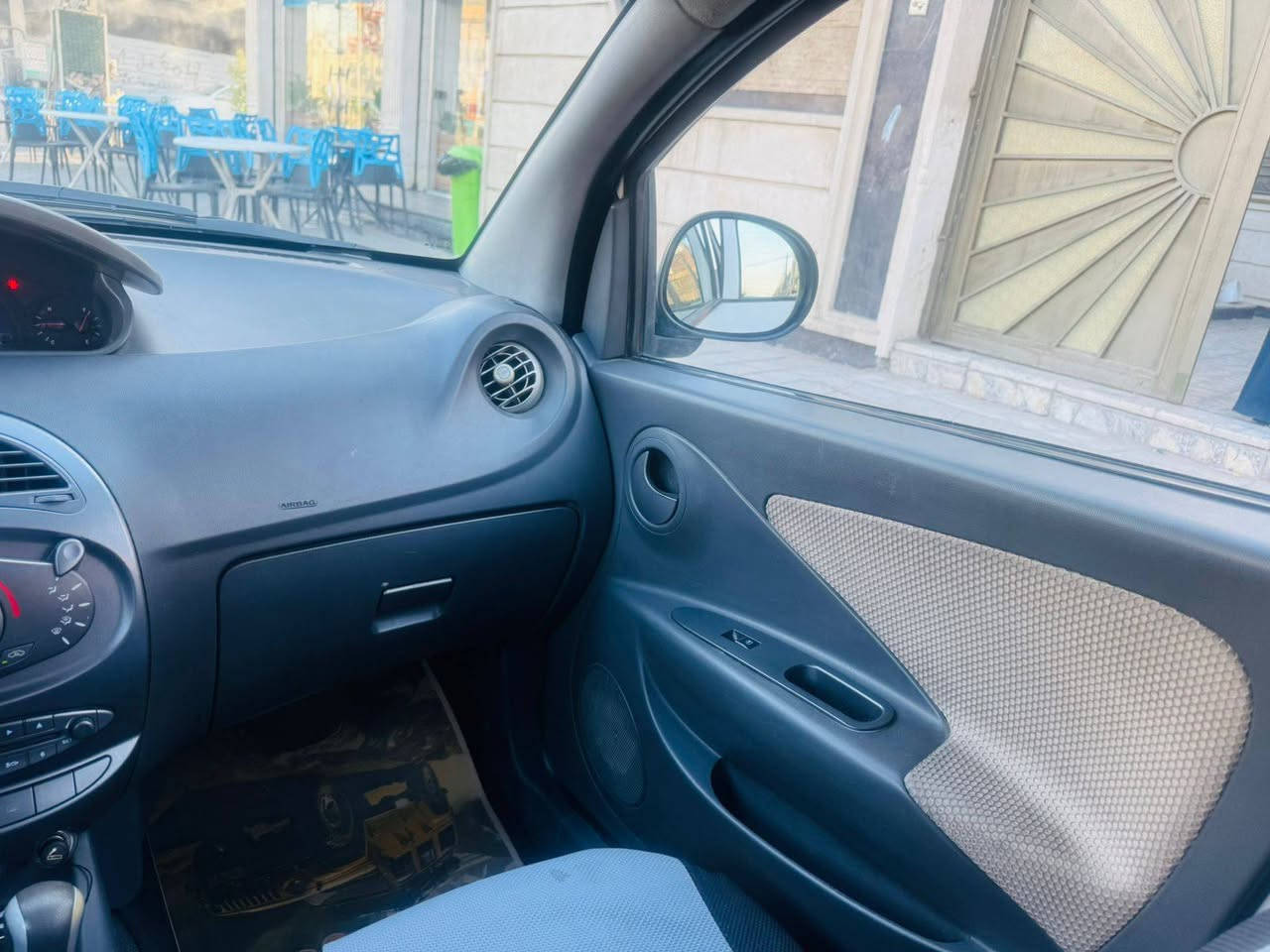 السلام عليكم.. شيري اكس واي موديل ٢٠١٤ للبيع. بيها قطعه بارد.. باب السايق. وباقي الكسر مكفول.. بيه ملاحظات شخوط وطعجتين. السعر ٥٤.
العنوان بغداد الشعب. ***********
