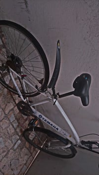 بايسكل بc700مشكلته فقط بريك خلفي موديل 2020 السعر 95وبيه مجال حك الجيه...