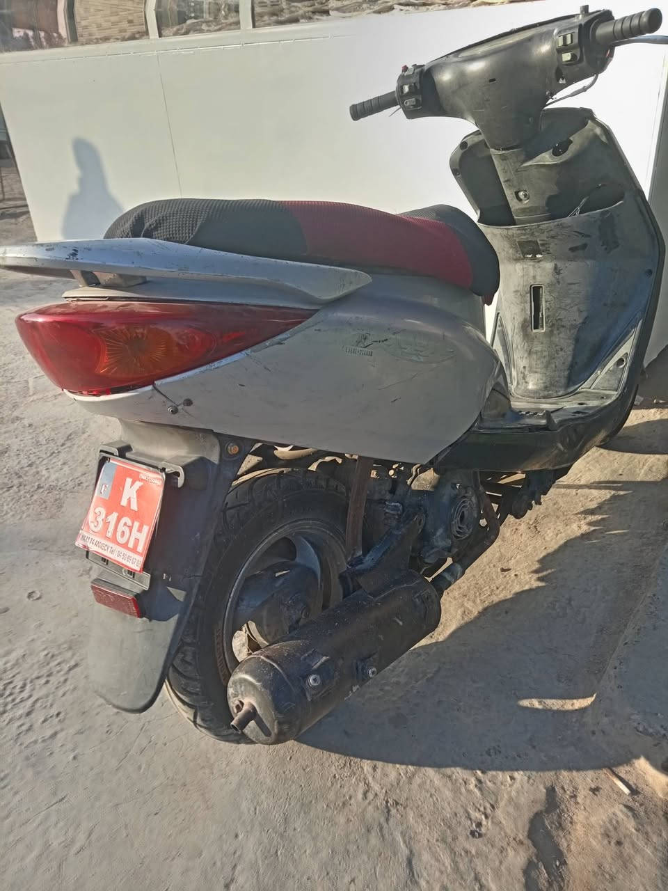 للبيع دراجه بريز سرعه ١٤٠ مابيه اي نقص محرك كفاله بلادي سعر ٤٠٠ للتصال***********
