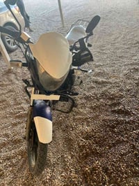 البيع موطور سايم موديل 2014بي كمرك مثل ما موضح بالصورة سعر 650وبي مجال...