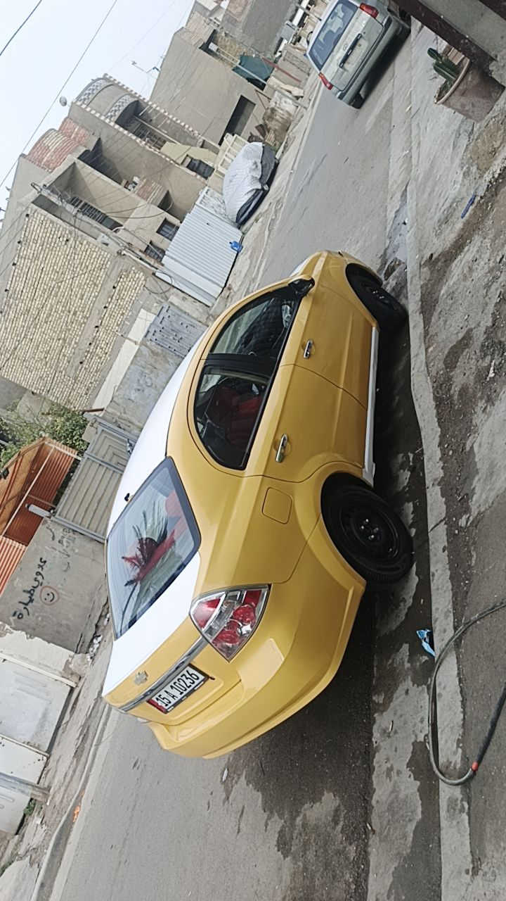 افيو موديل 2009 كير اوتوماتيك محرك مسكر وارد امريكي حادثه جاملغ وباب وبيها طخات بسيطه معمره السياره مثل مشوفوها كشره نضيفه وجاهزه مرتبها علـّۓ. ايدي شاشه كار بلاي وكامرتين خلفيه بك بيها تلحيضات بسيطه بس امانه السياره شغل وطلع وين ميعجبك رقمها انبار رايدها ب 42 ومجالها حك الجية وبس راعيها صديقي شوكت متريد يحولك بنفس الًيَوُمًِ عنواني بغداد حي العامل ***********
