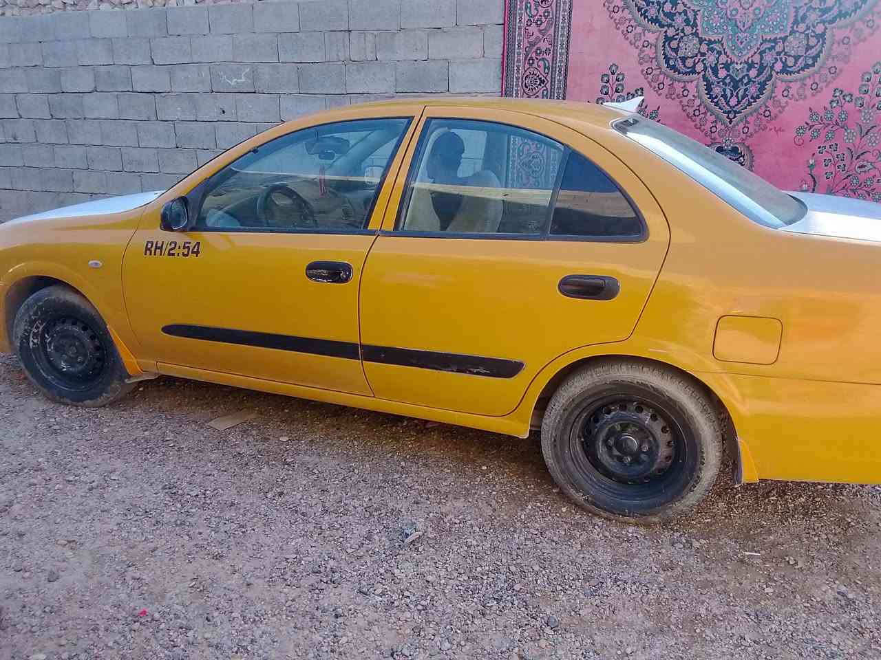 سلام عليكم نيسان سني مصبوقه عام  قبق اسود 2011 للبيع سعر80بي مجال***********
