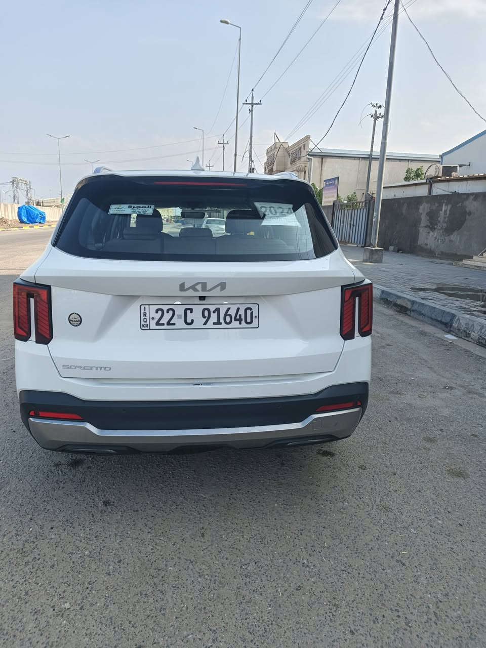 سياره سيراتو ماشيه 24سعرها 280$البصره حيانيه مكفوله رقم *********** راكب 7
