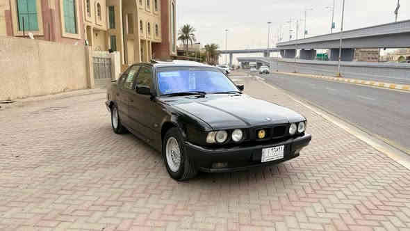 سلا عليكم بي ام 525اصل وفصل رقم صلاح الدين مشروع وطني سنويه2028كير  توتماتيك محرك مسكر عدل غرفه جديده جلد بجم عريض  تبريد قطعتين  سلايت جام كهرباء اربعه صبغ جماليه فقط تخم تاير جديد صدر خلفي امامي جديد سياره احله من الصور سعر65بيها مجال مكاني صلاح الدين ‭0772 918 1526
