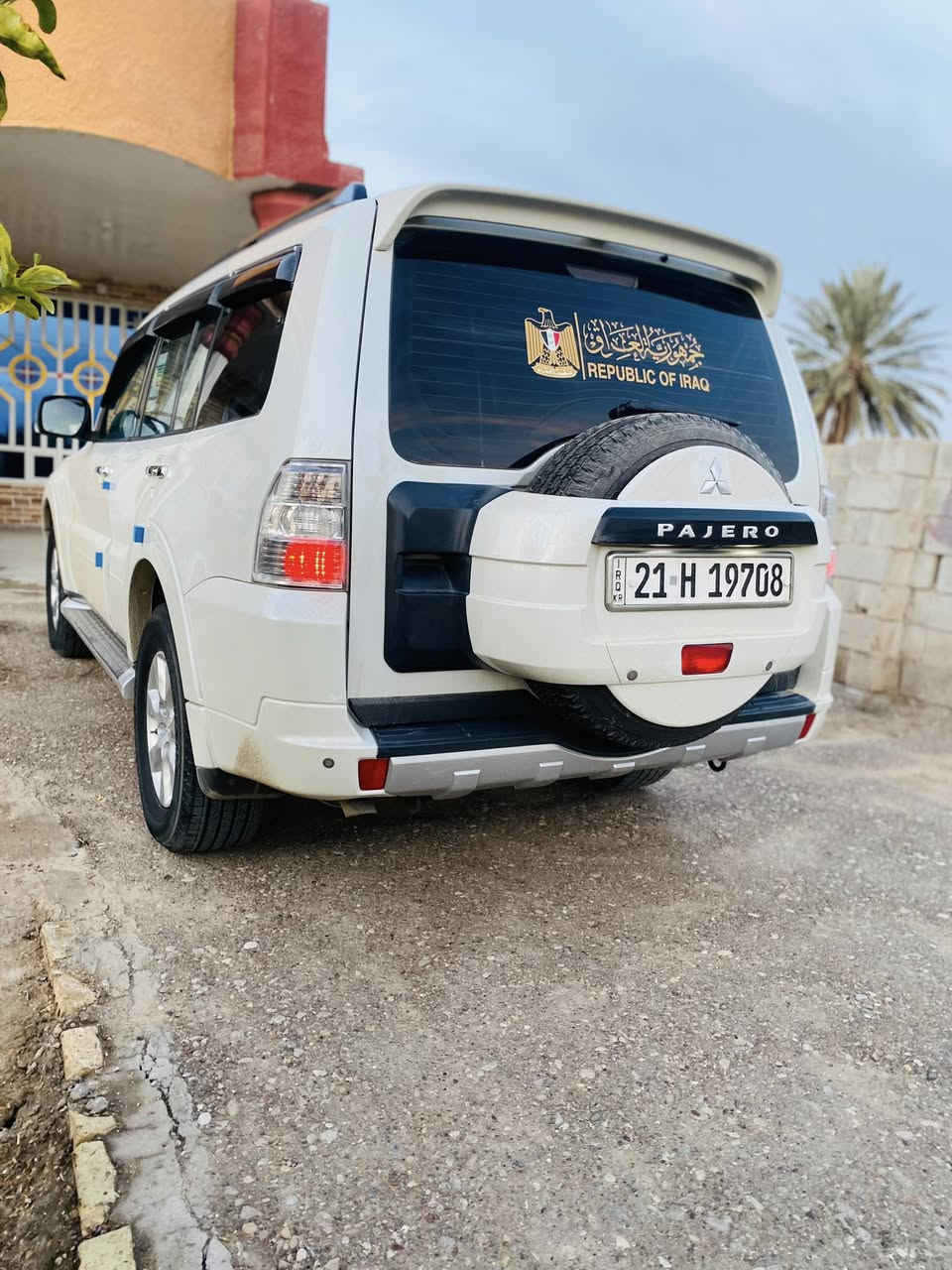 باجيرو 2014 لون  صدفي   ام دمام 
رقم سليمانيه 
كفالة عامه 
شرط تحويل 
ماشيه 172 الف حقيقي 
سبير ما نازل 
فول مواصفات بصمه كشنات كهربائيّة اشاير بل مري تحكم ستيرن مري شفط فتحه فول مواصفات 
تخم تايرات صدر جديد 
مكان واسط صويرة شراي يتصل ***********
