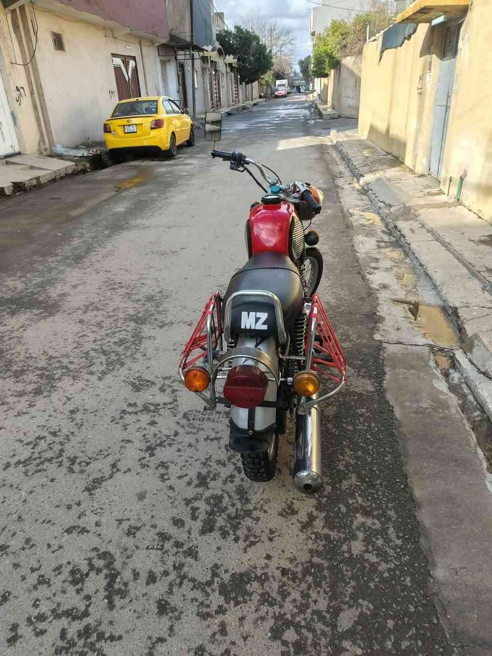 السلام عليكم شباب الجروب امزت 81 ماكينه 2001 بالسايس ثلاثه وايرمانيه شغاله اللي يحب يعتني يراسل خاص 750 380 9082
