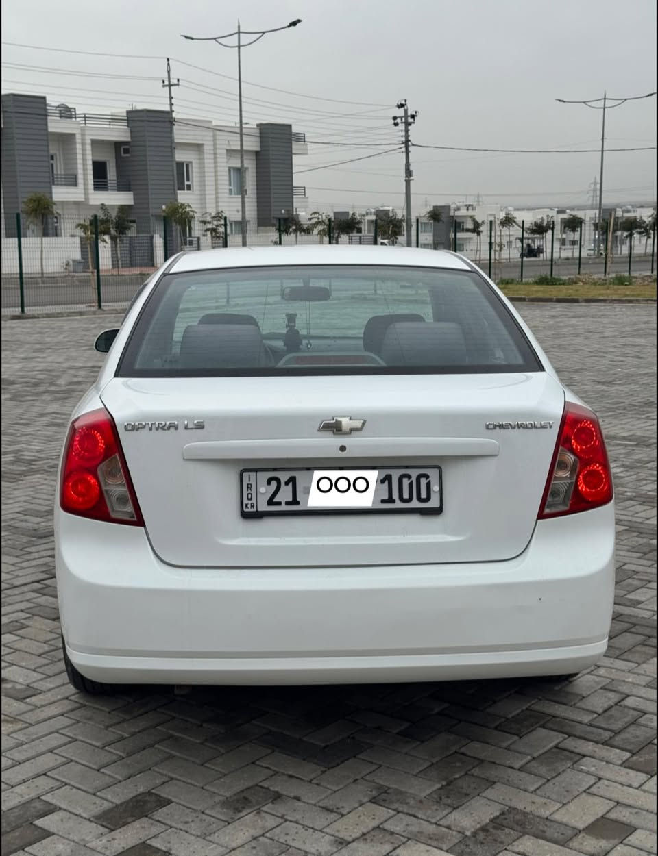 شۆفرلێت ئۆپترا 2013
بێ بۆیاغ ی خلیجی
 گێڕ ئۆتۆماتیک
سپێری دانەگیراوە زۆر پاک و جوانە لەسەر دەقی شەریکە ماوەتەوە، هیچ مەسرەفێکی تێدا نییە کامل سێرڤس ی گێڕ و مەکینە و تاقم سوکان و پلاک و نۆزڵات و فیتپەمپ و قایش و فلتەرەکان و دەبڵەکان  کراوە لەسەر کۆدی شەریکە،‌ چوار تایەی تازەی کاتمی تایلەندی بۆ بەستراوە، تەنها ١٧٣ هەزار ڕۆشتووە، سەنەوی تازەیە تاوەکو مانگی ٩ ی ۲۰۲٩ و بەناوی خۆمەوەیە.

سوکان ڤۆڵیۆم و تەقەڵ ە.
چوار جام کارەبای و جام ئۆتۆ.
 ئاوێنەی کارەبای و هیتەرە.
ئەی بی ئێس.

شوێن کەلار
 
بۆ نرخ پەیوەندی بکەن:
***********
***********
