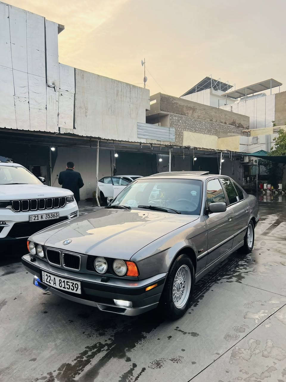 حجم 525 بيلاد كير اتومتيك مسكر كيرومحرك شرط 🚗*********** سعرها 72
موديل 1992 بجم عريض داخل نضيف جلد فورميكا ايرباك 
وكالة بسمي شرط تحويل سيارة جاهز من كل نواحي 
سيارة صبغ عام لون نفطي مكاني كركوك شراي خابر
