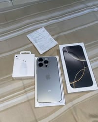 آيفون ١٦ برو ماكس • ٢٥٦ • بطارية ٩٩