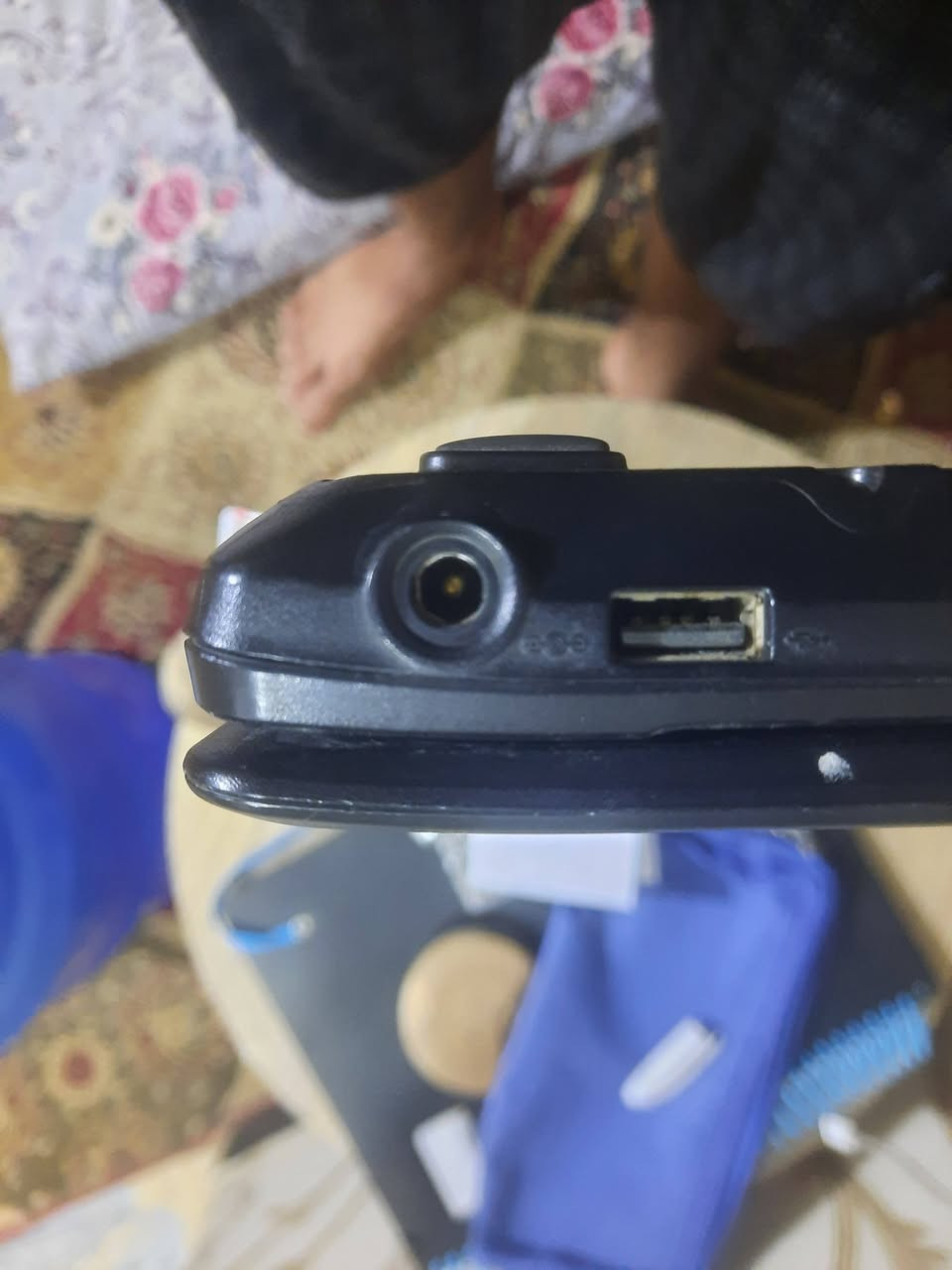 سلام عليكم لابتوب للبيع Lenovo G560 غني بل مواصفات شاحنه بطاريه جديده صلحت بورد مره وحده فقط وندوز 7وتكدر تحدثه 10 ويفتح كافه التطبيقات ويستخدم للطباعة والدراسه سعره 100 الف وبي مجال قليل موجود عله الخاص مكاني كربلاء


**إذا كنت صاحب هذا الإعلان وتريد حذفه لأي سبب، رجاءا أرسل رسالة إلى الدعم الفني**