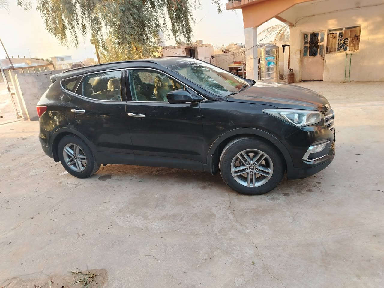 السلام عليكم سنتافي ٢٠١٨ امريكي قطعه صبغ والباقي مكفول مكينه 2500 كير مكفوله تخم تاير سياره مابيها اي نقص مكاني بغداد الدورة مراوس ترهم ***********
