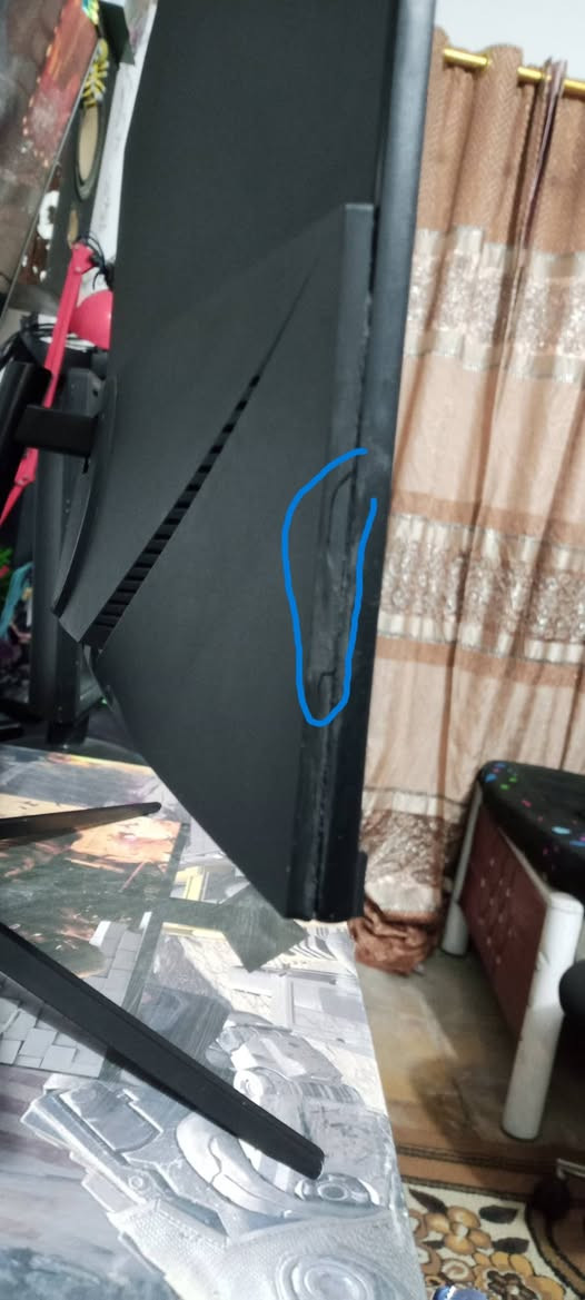 شون الحبايب شاشة كيمنك مستخدم نضيفة مواصفات حجم 24 دقته فول اجدي (1080) (HDR freesync (165HZ ومنفذين Display ومنفذ HDMI ومنفذ سماعه فقط الكبر الوره مثل مموضح بصوره انخلع ونثلم باطراف الكبر لما داشد بحامل شاشات ف لزكته بلاسق الشاشه معتني بيه وكارتونته وغراضه كامله سعر 130 الف وبيه مجال لشراي مكان بغداد الحرية توصيل ماعدي وذا تحب تجي تشوفه وتاخذه ماكو اشكال سبب البيع اني مطور العاب وتخدمني حجم اكبر


**إذا كنت صاحب هذا الإعلان وتريد حذفه لأي سبب، رجاءا أرسل رسالة إلى الدعم الفني**