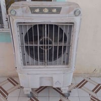 مبرده كونفيره للبيع بيها كسر شويه من الصفحه ما مئثر عليها شغاله وكامله...