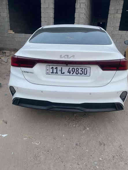 السلام عليكم 
كيا سيراتو 2024 
 خليجيه 
مكينه 2000
السياره ماشيه ٩٥ الف 
السياره بدون صبغ او بارد 
بيه رصعات 2 
وطخه بالدوسه 
السعر 169 ورقه وبيه مجال 
مكان السياره اليرموك اربع شوارع 
الاتصال 
*********** 
***********
