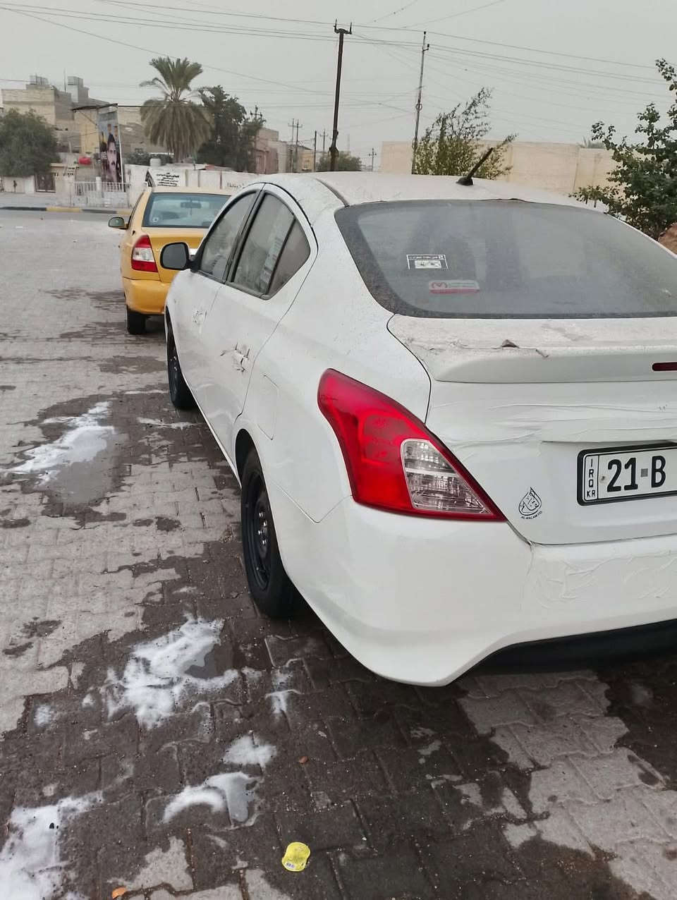 سلام عليكم نيسان سني هندي 2016 مكفوله كفاله عامه ما عدا جاملغ خلفي قبق البانزين فقط

 مكينه تبريد مكفوله وكير عادي مكفول 

السياره كلش جديده بمعنى الكمله مدوشمه عام كشنات وتنته وكاعيه كامله على اخر حبايه  

مواصفات 

يدات نيكل 

شباك نيكل 

سبايدر خلفي 

شاشه + كامرا خلفيه 

والباقي معروف 

رقم سليمانيه باسمي تحويل ثاني يوم 

السياره جاهزه من كلشي السعر 92 مجال للشراي 

مكان السياره بغداد الجديده  

رقم الهاتف 

***********
