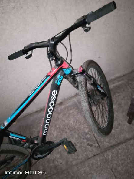 السلام عليكم بايسكل رياضي للبيع مبي اي نقص السعر 150 بي مجال حك الجيه مكاني اعضميه*********** متواجد فقط واتساب وماسنجر
