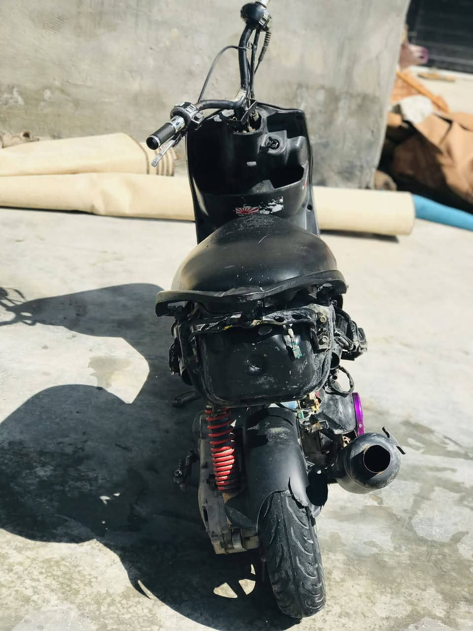 سلام عليكم دراجه ماكس للبيع او مراوس بكير  بوشه 55 الدراجه شلعه ومعدل الدراجه خير من الله المكان بابل الحصوه السعر 375 وبيها مجال قليل الرقم ***********
